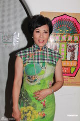 组图：油麻地戏院开幕 罗家英汪明荃现身