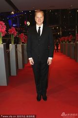 组图：评委会成员蒂姆-罗宾斯油光满面