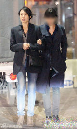 组图：赵寅成金敏熙秘恋被拍 昔日合照大起底