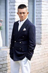 组图：杨志刚深蓝白彰显绅士风度