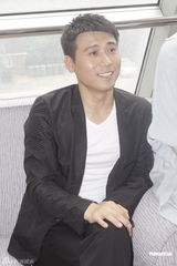 组图：《玫瑰炒肉丝》媒体探班 赵阳李乃文有默契