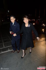 组图：何韵诗出席婚宴 与容祖儿刘浩龙首度聚首