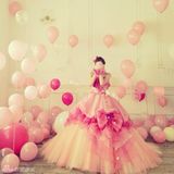 组图：筱田麻里子自创婚纱品牌唯美梦幻