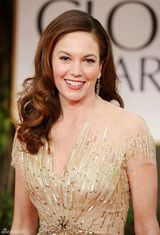 高清组图：戴安-琳恩身着金色礼服裙闪耀全场