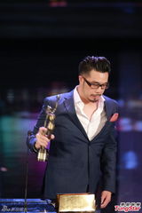 组图：周显扬凭《大追捕》获新晋导演奖