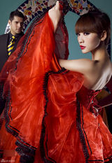 高清图：柳岩变西班牙冷艳舞娘 热情球迷两重奏