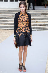 高清组图：纽约名媛奥利维亚-巴勒莫巴黎街拍