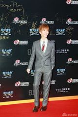 组图：微博之夜红毯众星云集 刘诗诗Baby争艳