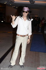 高清图：钟镇涛60大寿派对 群星嬉皮士装到贺