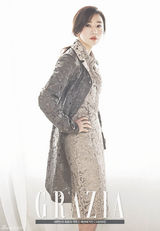 高清组图：金喜爱登杂志封面 自然美展女神气质