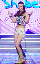 组图：《冠军秀》现场公开WGDal shabet登台争艳