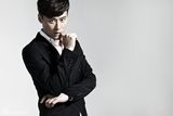 组图：程皓枫西装写真 打造时尚精英型男
