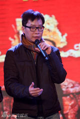 幻灯图：《财神到》发预告片 温拿五虎成员再相聚