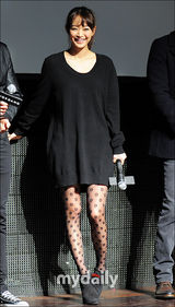 组图：苏志燮申敏儿等出席服装发布会
