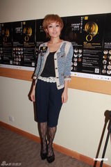 组图：容祖儿参与音乐会 喜爱小孩会考虑未婚生子