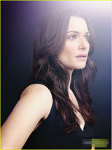 组图：好莱坞女星优雅登杂志 海瑟薇灵性玛丽昂妩媚