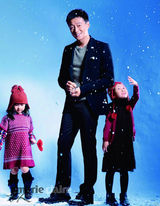 组图：佟大为圣诞写真出炉  谱写父与女浓情乐章