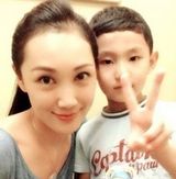 组图：韩磊美艳娇妻曝光 曾获封“蒙古族之花”