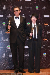 组图：王家卫凭《一代宗师》获最佳导演奖