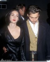 组图：约翰尼-德普与薇诺纳-赖德(1990－1993)