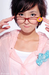 组图：沈阳快女十强出“卖萌照” 比比谁最萌