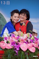 高清组图：徐若瑄为少棒赛开球 送母亲游泰国表孝心