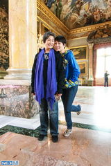 组图：账房先生华晨宇兼职摄像 张翰遭鹦鹉调戏