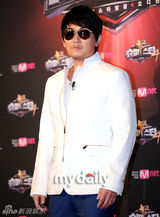 组图：韩歌手李承哲等出席《superstarK4》发布会