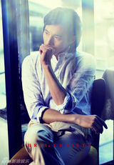 高清组图：元斌拍服饰广告散发浪漫柔和气息