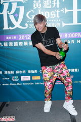 组图：黄鸿升谈前女友感慨 否认杨丞琳乃当事人