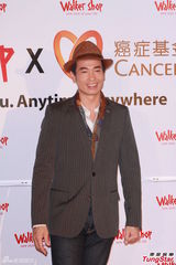 组图：陈豪不愿重提廖碧儿 庄思敏自曝曾与同性相恋