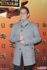 组图：TVB新春庆典众星云集 谢天华披肩发搞怪