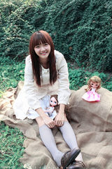 组图：曹苑梦幻童话写真 展现纯真可爱萝莉风