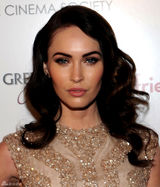 组图：《老友有喜》纽约首映 梅根-福克斯亮相