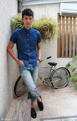 组图：柯震东新浪娱乐专访 与萧亚轩传讯互动