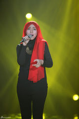 组图：歌手2邓紫棋变嘻哈女孩 动力火车首登场