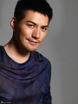 组图：铁血男儿严宽休闲时尚写真曝光