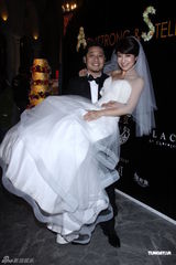 高清图：歌手黄湘怡百万浪漫婚礼 林依晨郑元畅道贺