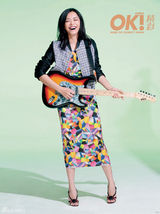 组图：姚晨时尚摇滚范登《OK》封面