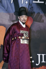 高清组图：韩版《仁医》发布会 宋承宪等主演出席