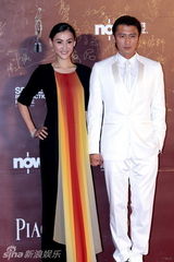 组图：谢霆锋张柏芝全家昔日温馨幸福瞬间