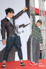 组图：安心亚助阵自由发挥新专辑首场签唱会