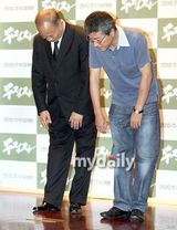 组图：吴宇森访韩新闻发布会 韩国导演宋海成出席