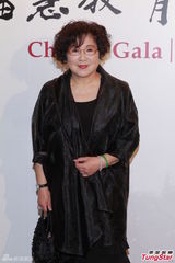 组图：任达华叹秋天多事 阿Sa(蔡卓妍)赞杜汶泽有男人味