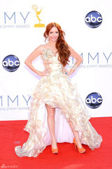 高清图：第64届艾美奖红毯众女星争奇斗艳