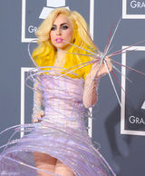 高清组图：52届格莱美红毯 Lady Gaga聚焦全场