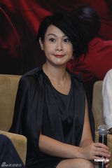 组图：刘若英出演舞台剧《在西厢》 笑称嫁不出去