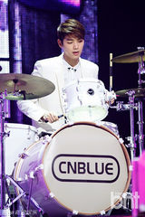 组图：昭宥郑基高打榜夺冠 《星星》允才任主持