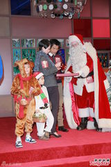 组图：郭富城拒提旧爱熊黛林 寄情工作