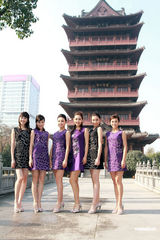 组图：准亚姐赴合肥拍摄外景 不惧低温美丽冻人